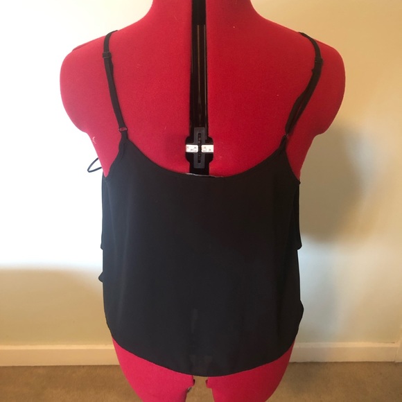 Flowy crop-top - Picture 2 of 7